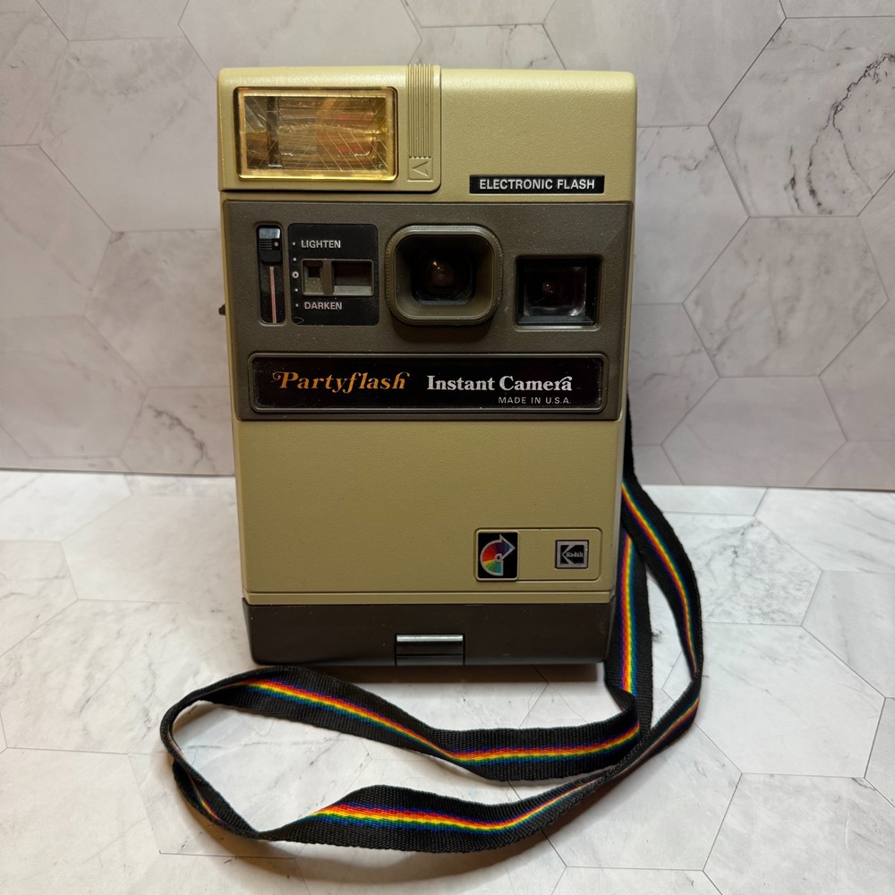 Vintage 1970s Kodak Partyflash Instant Camera Flash Made in USA Untested EUC