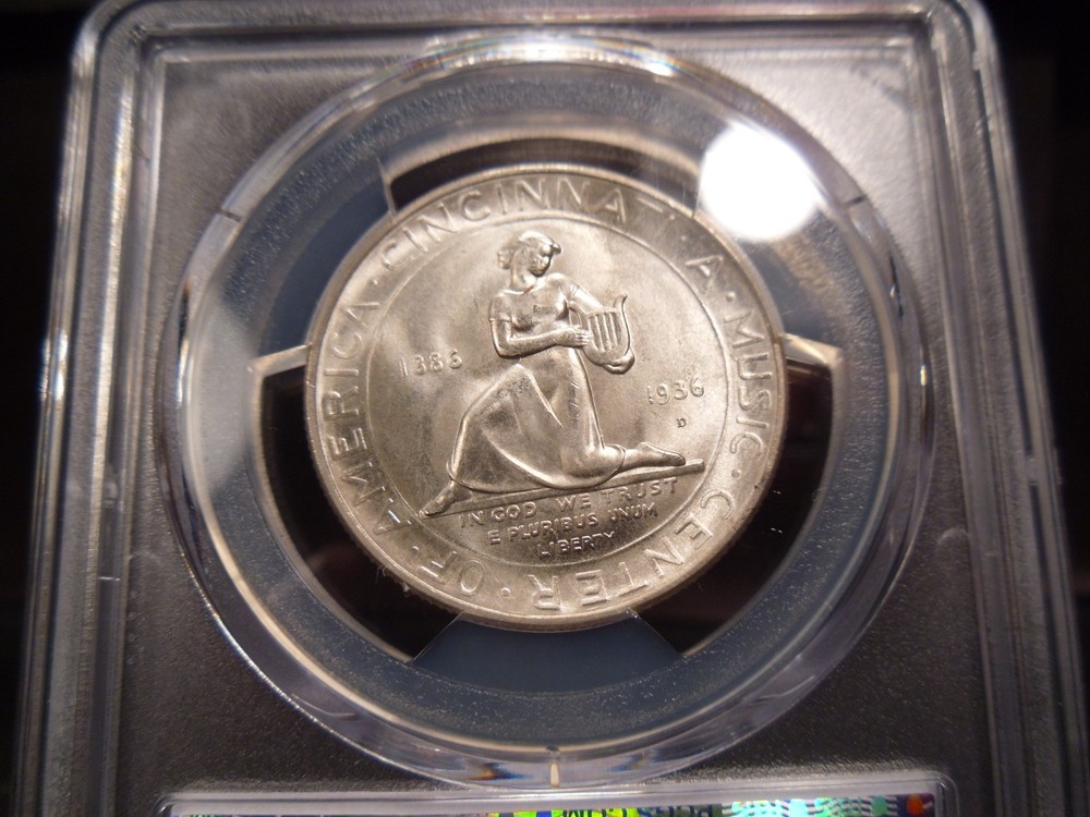 1935-D MS65 Cincinnati Silver Commemorative PCGS Certified Gem - Gold Shield