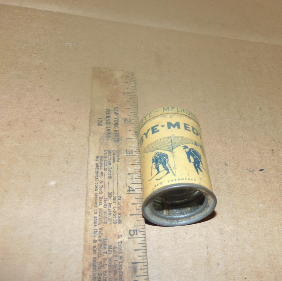 Vintage Stbye-Medium Ski Wax Good Grafix