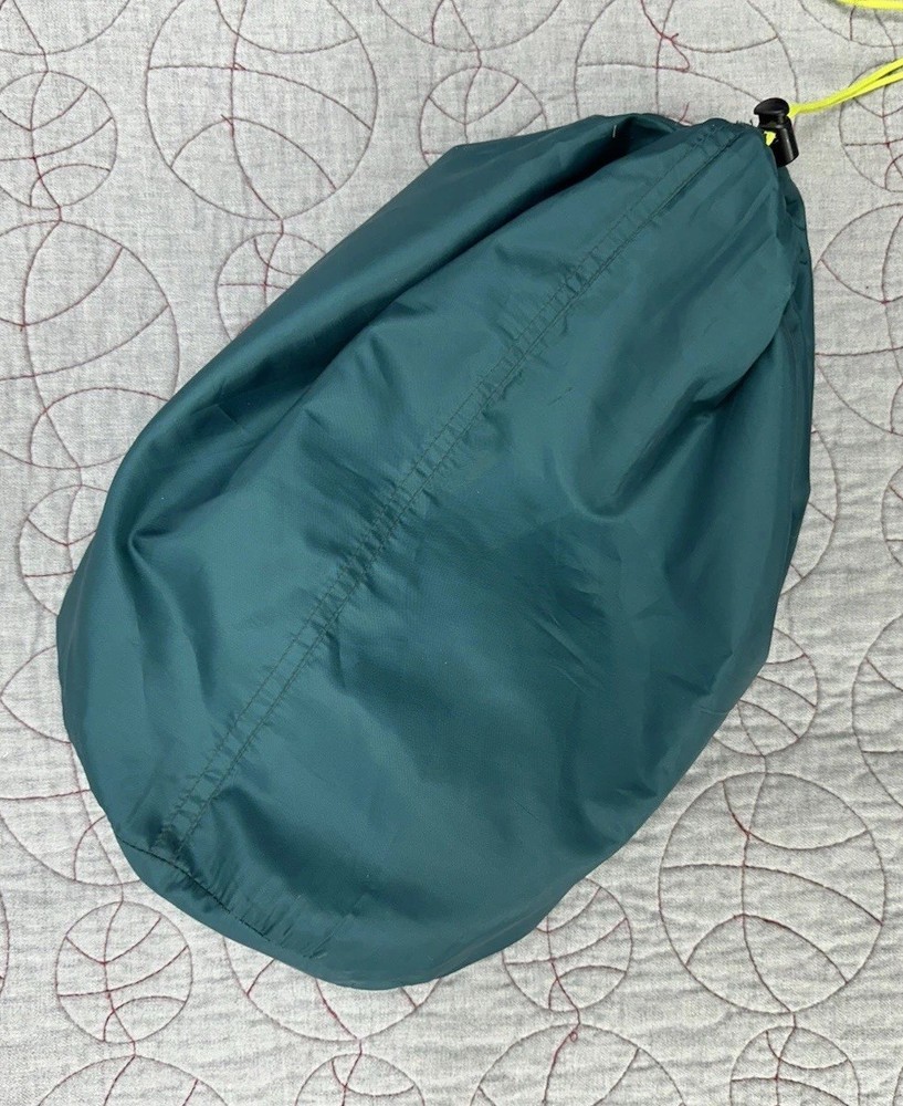 KELTY TUCK 35 SLEEPING BAG WITH THERMAPRO INSULATION SIZE REGULAR