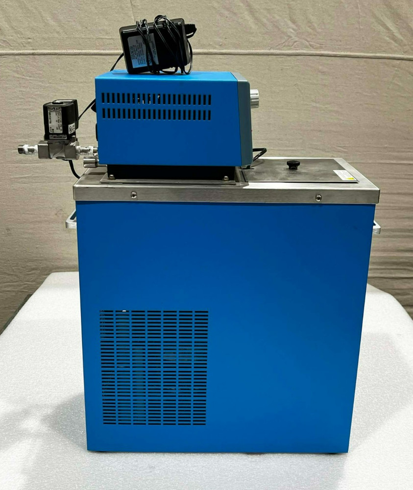 Cole Parmer 12108-30 Chiller *used working