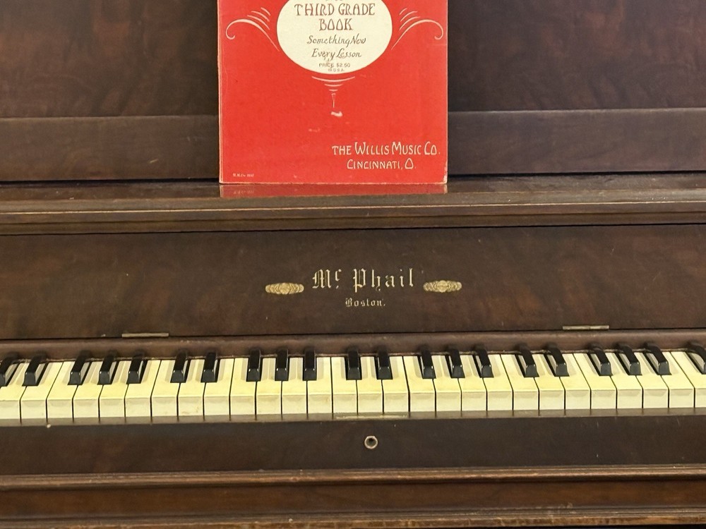 Mc Phail Piano