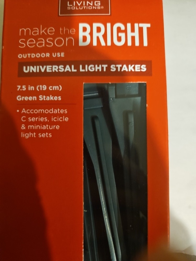 Living Solutions Universal Light Stakes 25 ct.