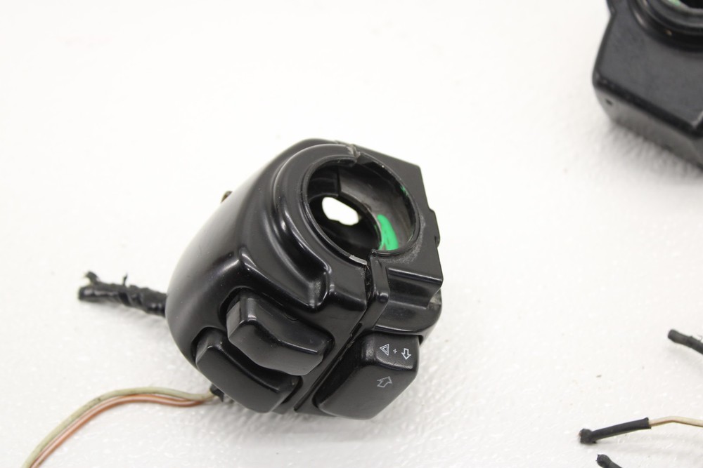 00-05 Harley-davidson Electra Glide Classic Efi Flhtci Right/Left Control Switch