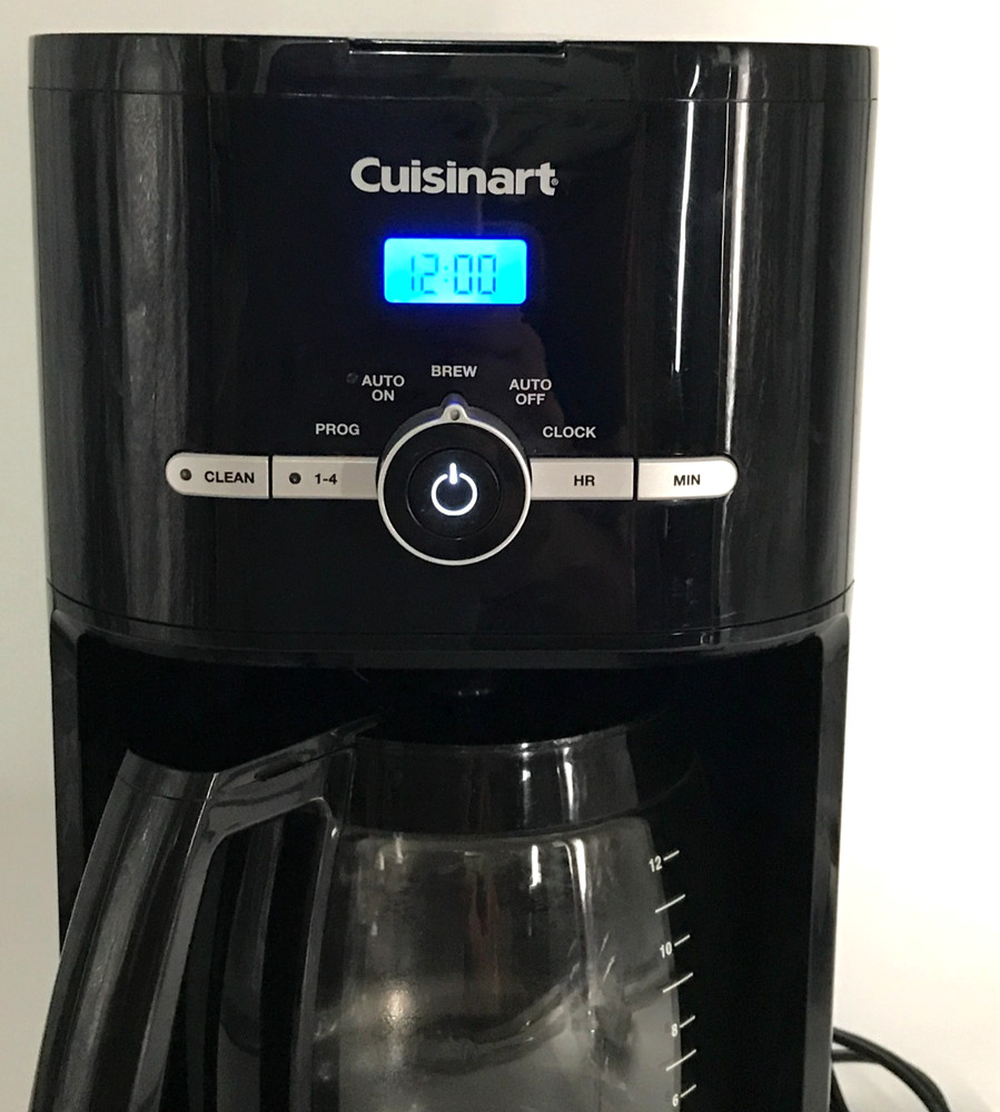 Cuisinart DCC-1120 Classic 12 Cup Programmable Coffeemaker Works Great
