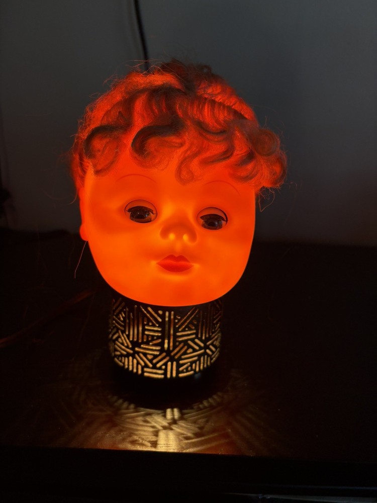 Creepy Doll Head Lamp