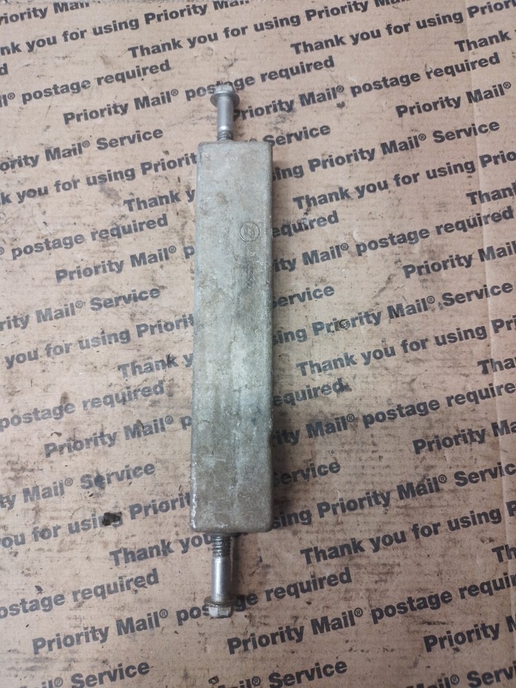 JOHNSON EVINRUDE BRP ANODE 433580 0433580 with bolts C8