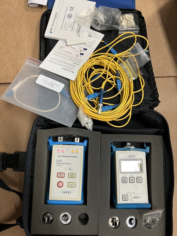 Noyes OPM4-4C Optical Power Meter w/ OLS4 Optical Light Source