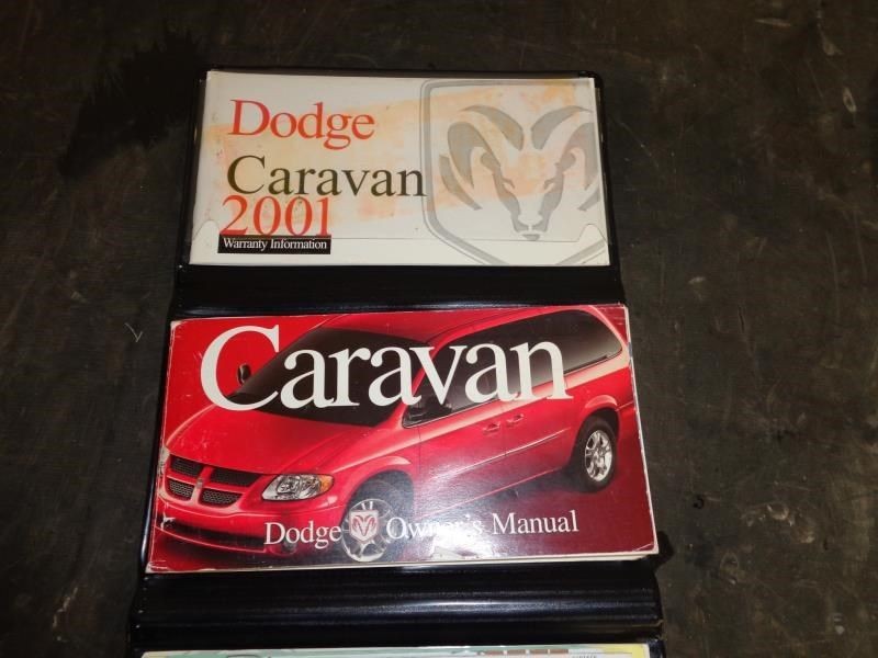 CARAVAN 2001 Owners Manual 978122