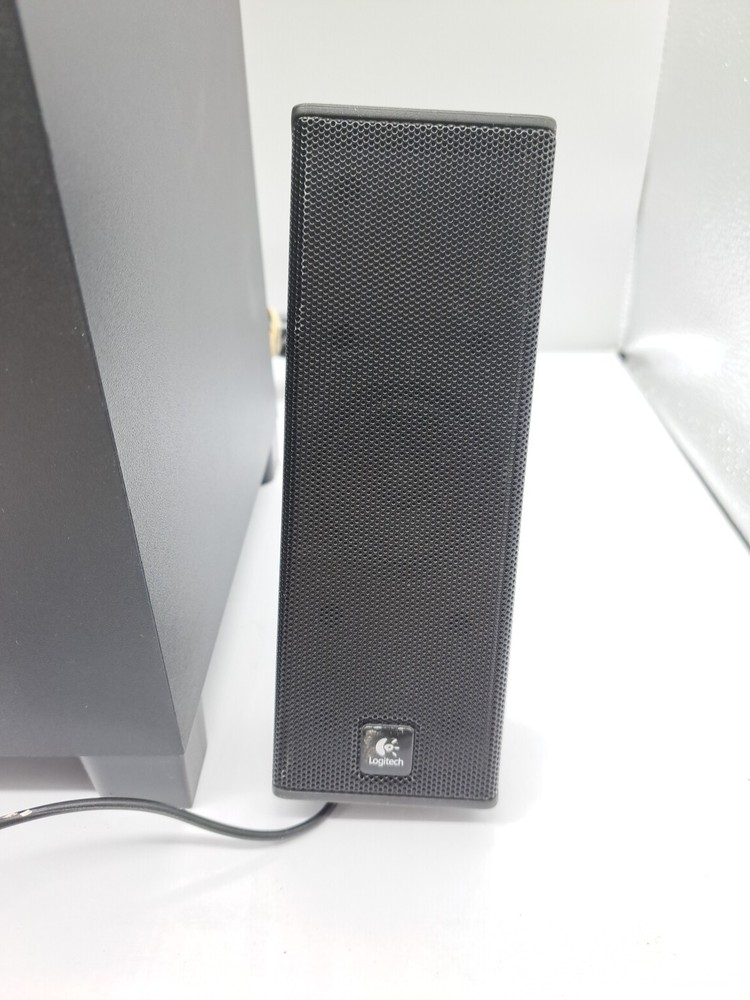 Logitech Tested X-240 Computer 3 Speaker System Active Sub