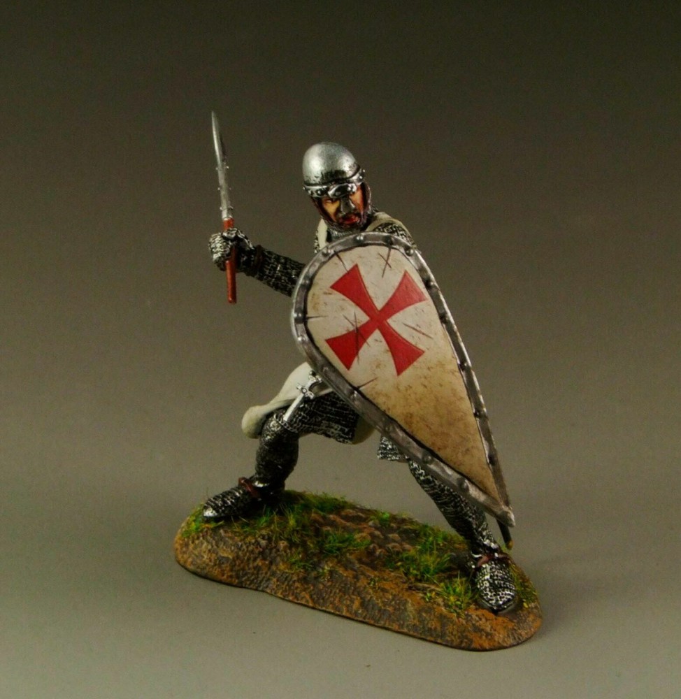 EAGLE MINIATURES CRUSADERS & SARACENS TEM002 TEMPLAR WITH AXE & SHIELD