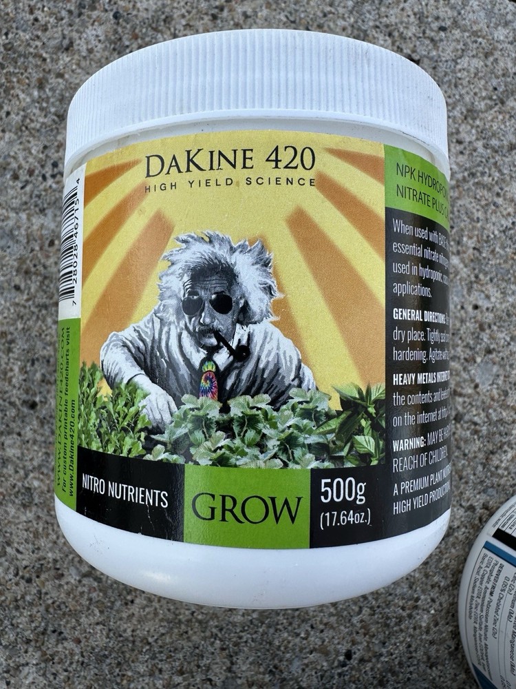 Dakine 420 Assorted Fertilizers