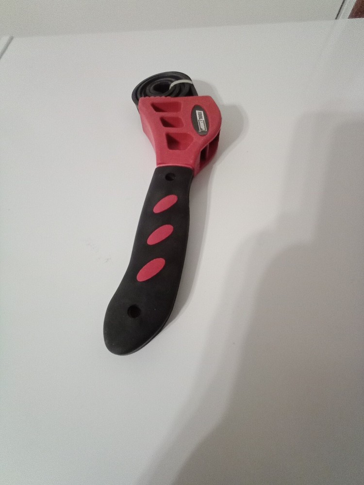 Tool shop 4 inch strap wrench.