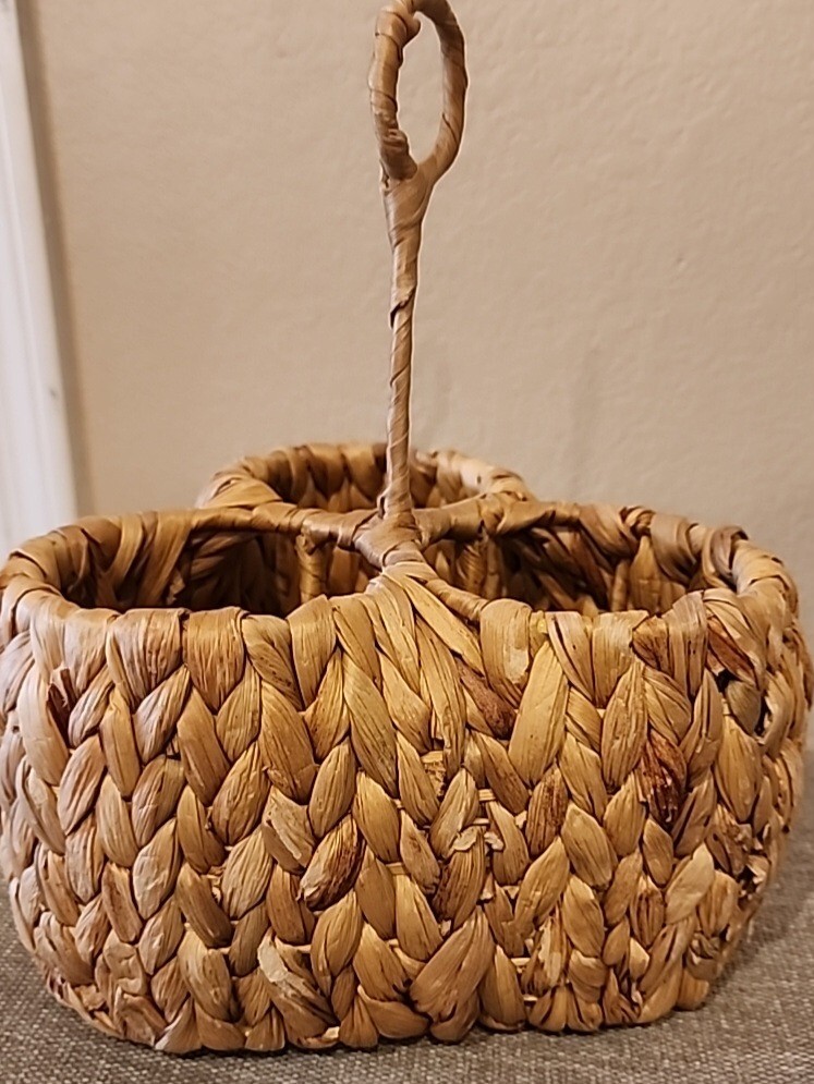 SEAGRASS Hand Woven Basket Caddy Divided Utensil Flatware Desktop Camping Decor