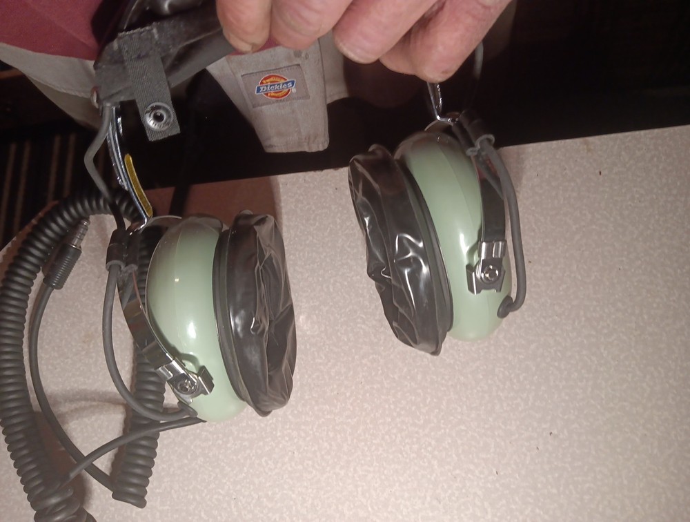 David Clark Aviation Headphones w/mic.