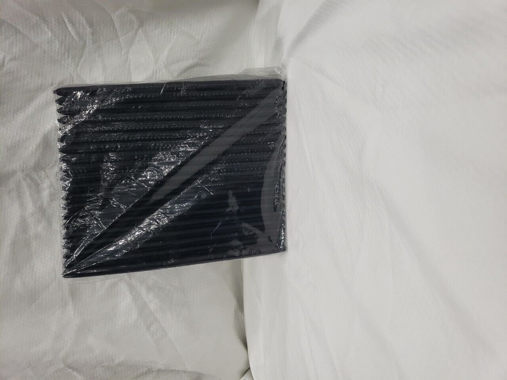 restaurant check presenters server