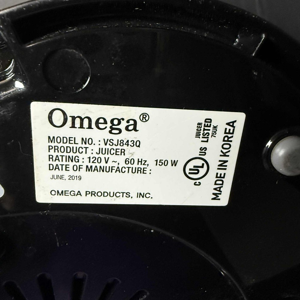 Omega Cold Press Vertical Slow Masticating Compact Juicer