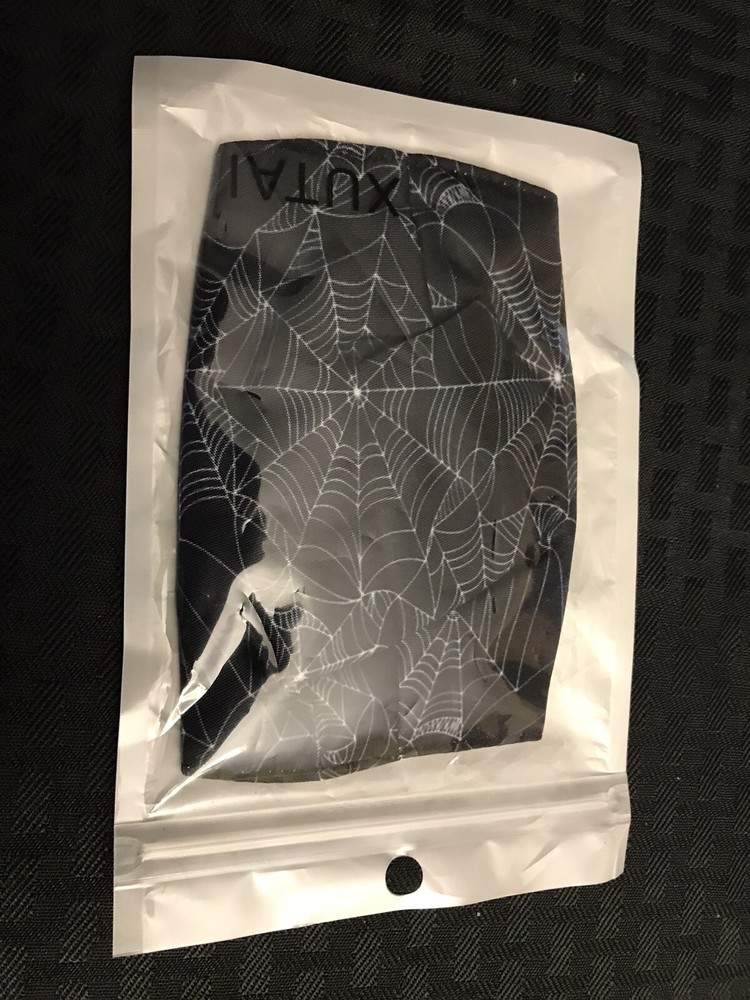 Yourroom Spiderweb Face Mask -