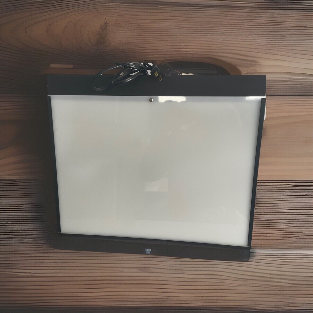 Bretford Still Picture Projector Light Box Model 6009 With Cover