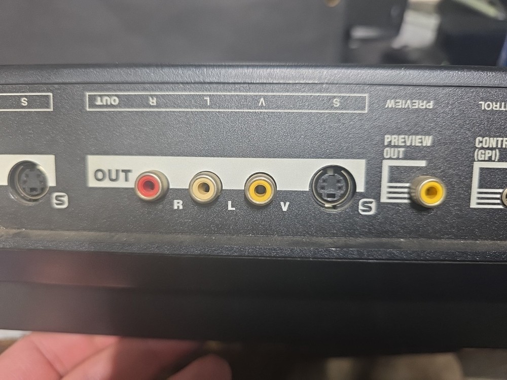 Videonics Video Titlemaker 2000 NTSC - As-Is, Unit Powers On Know Nothing Else