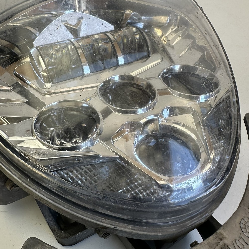 Victory Magnum 2015 Headlight front light lamp