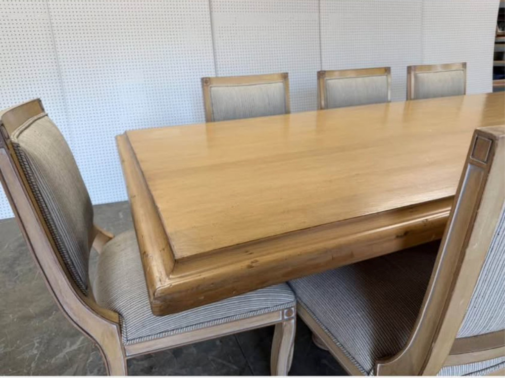 Kreiss kitchen table and chairs