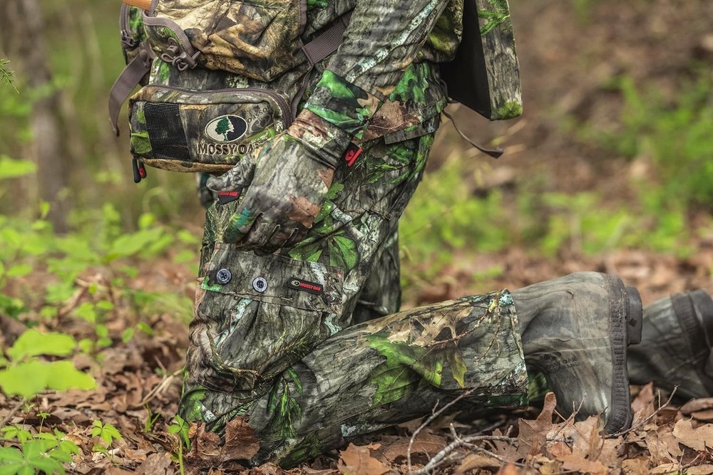 Lightweight Camo Hunting Gloves