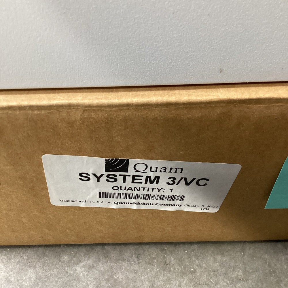 Quam SYSTEM 3/VC 8" Slanted Square Surface Wall-Mount Speaker Volume Control