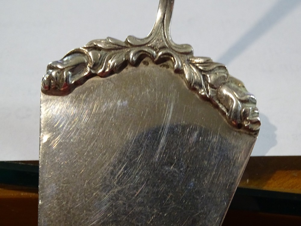 German 800 solid silver 8 1/2" Pastry Server 1.5