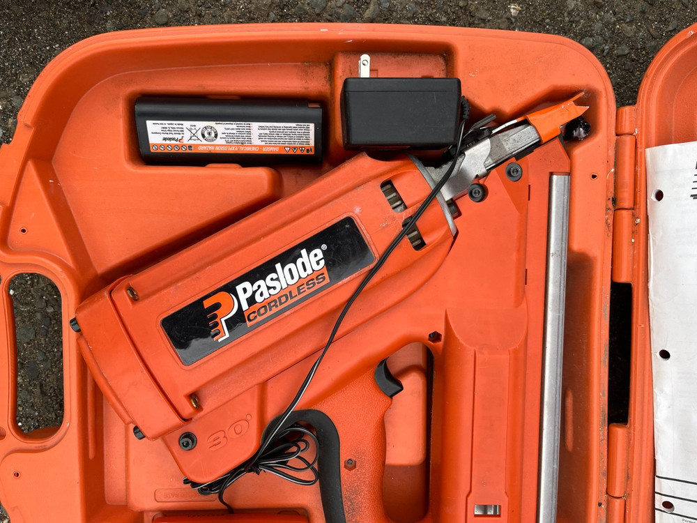 Paslode framing nailer 900420 cordless