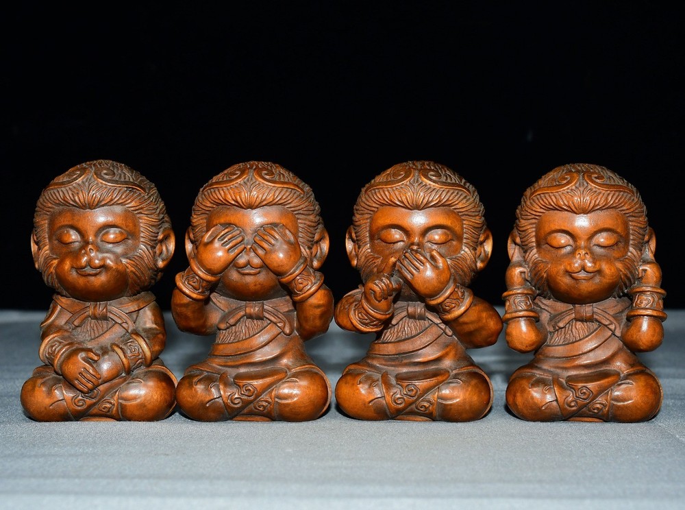 Exquisite Small Leaf Boxwood Four Not Monkey Ornament