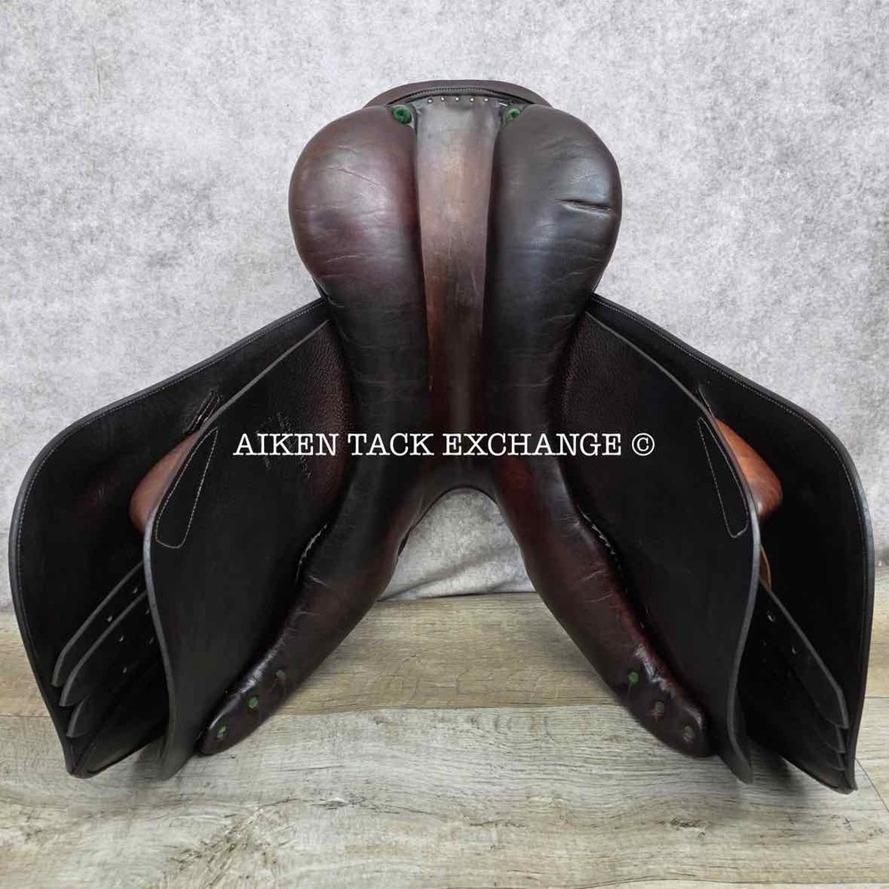 2003 Devoucoux Socoa Jump Saddle, 17" Seat, 2 Flap (Read Description)