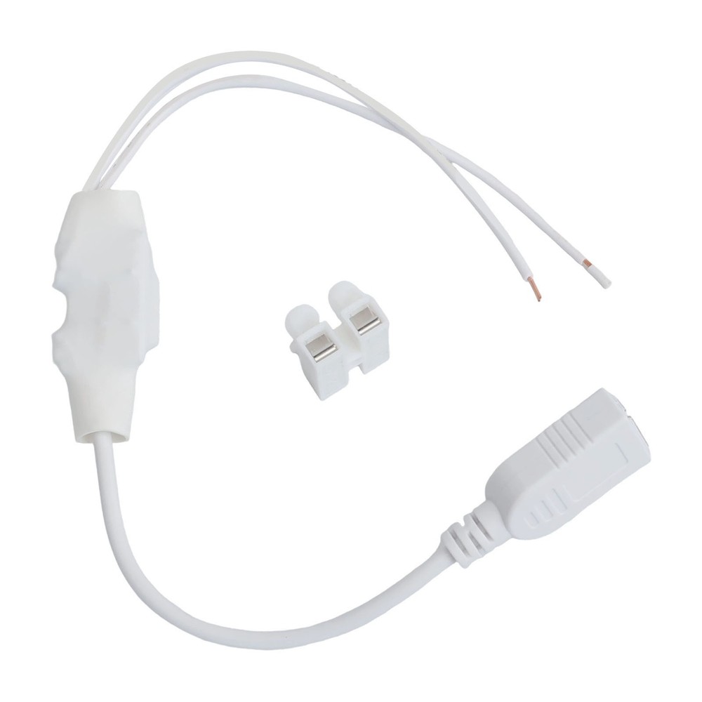 Sleek Design USB Connector Converting AC Voltage into Useful DC Energy