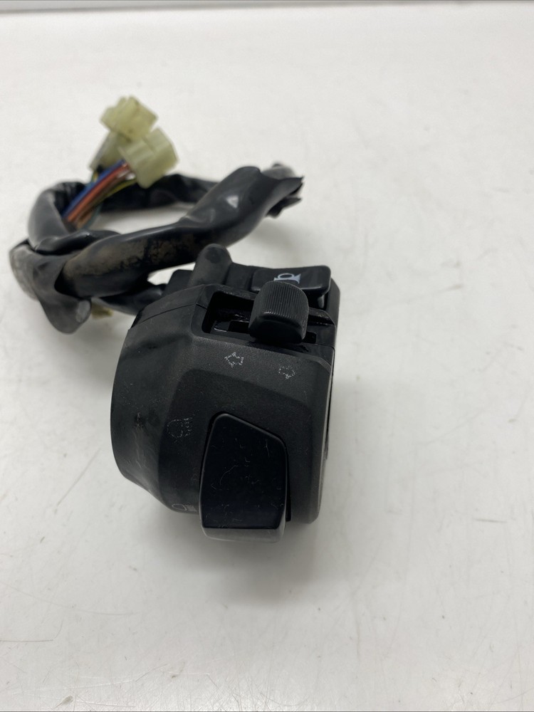 ♻️Yamaha Yp125r X-max 2014 - 2016 Left Side Switchgear ♻️