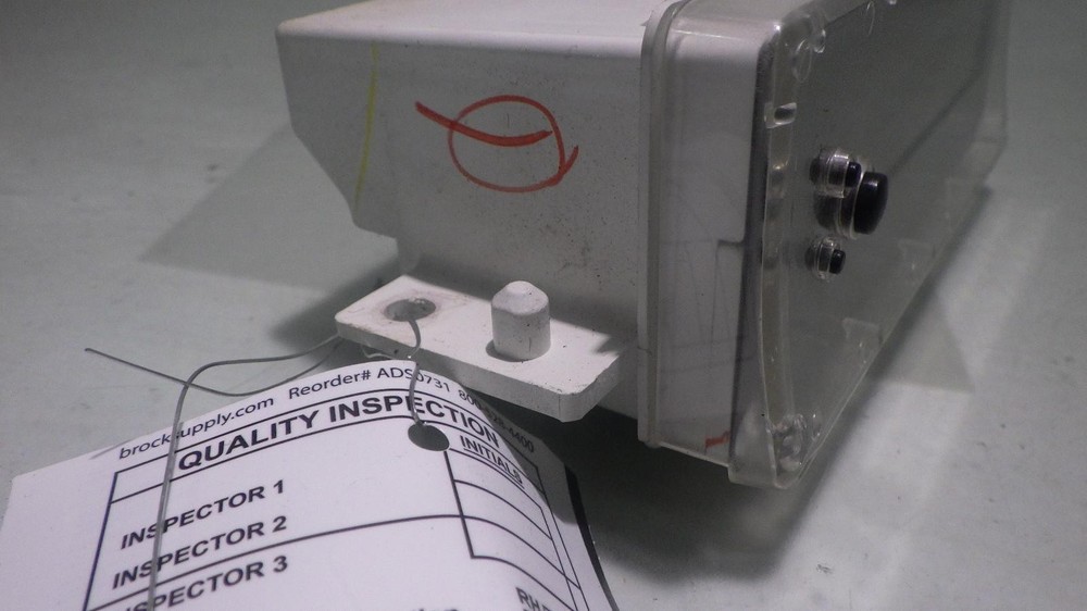 01 MITSUBISHI ECLIPSE Dash Digital Information Clock Bezel MR320626