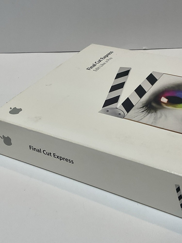 Vintage Apple Mac Final Cut Express Software Editor Version 1.0
