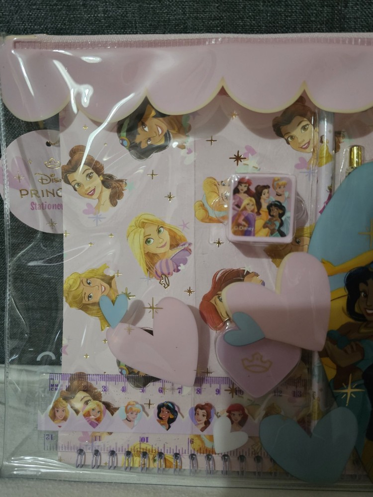 Disney Princess Stationery Set With Reusable Folder