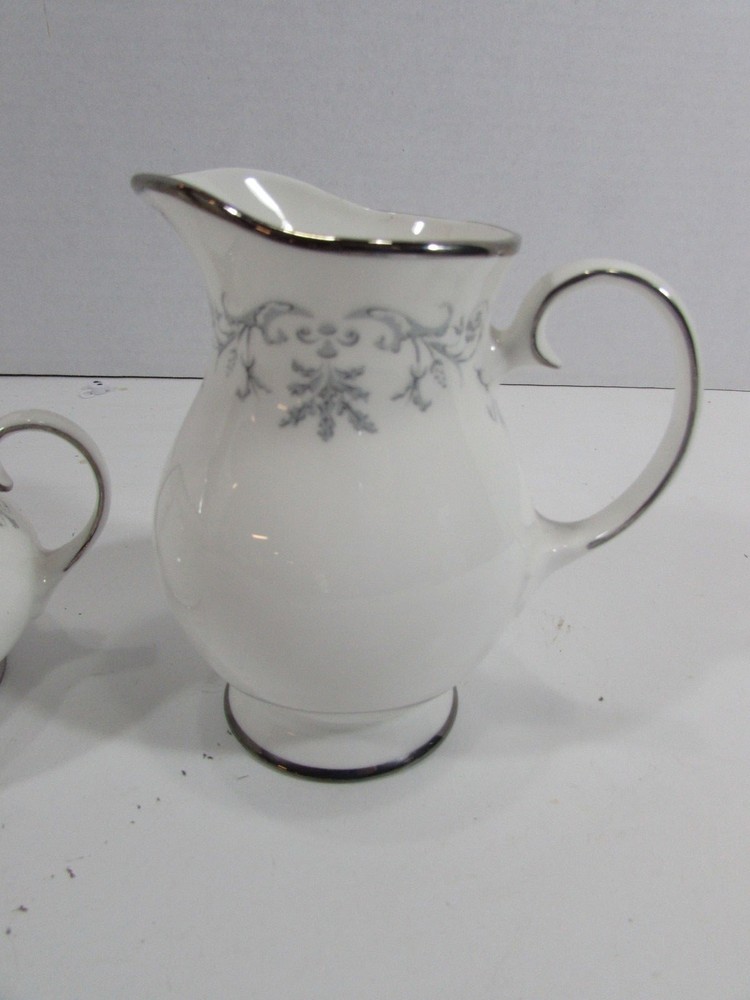 Gorham Della Regina cream and sugar