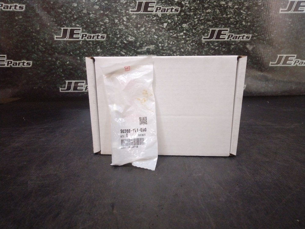 Honda Bolt, Stud 90380-TV1-E00 12X88.8