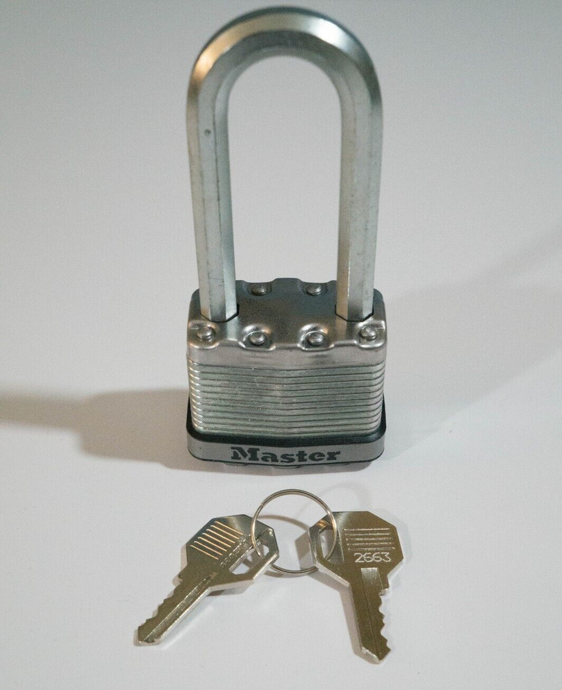 MASTER Laminated Padlock Magnum Keyed Boron Long Shackle