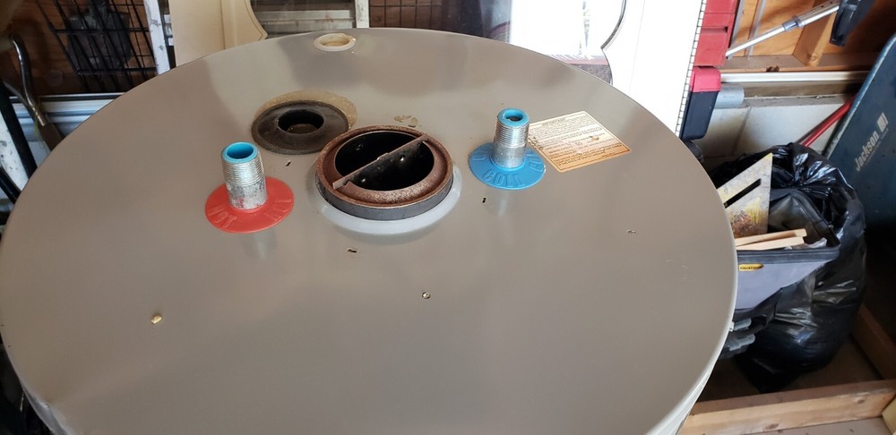 RELIANCE 50 Gallon  40000 Btu Natural Gas Water Heater