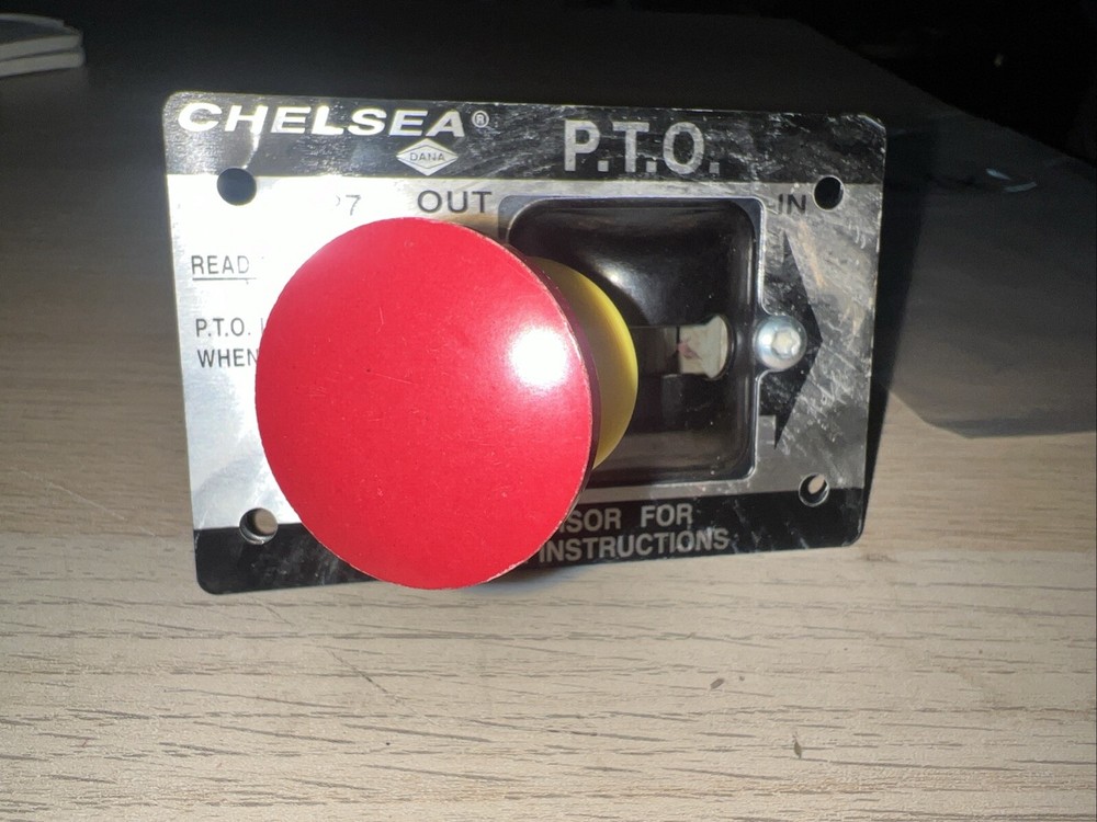 Freightliner/ Chelsea PTO Dash/Console Switch 3290901X