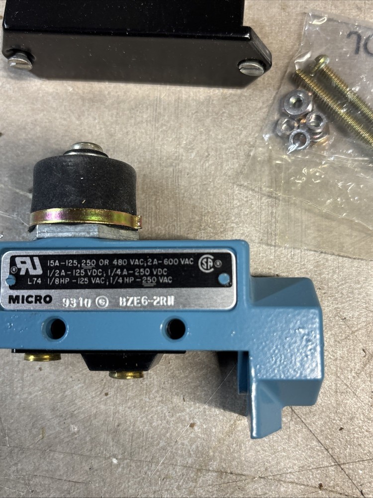 Honeywell BZE6-2RN Micro Switch