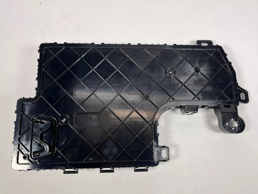 ⭕ 17-20 Tesla Model 3 Right Low Voltage Electronic Control Module 1100340-32-I