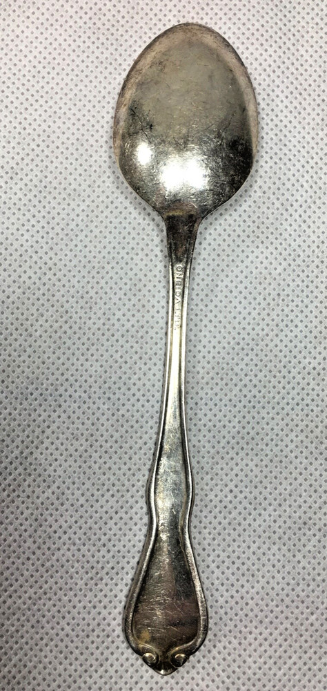 Oneida Ltd Silverplate Spoon P Crown