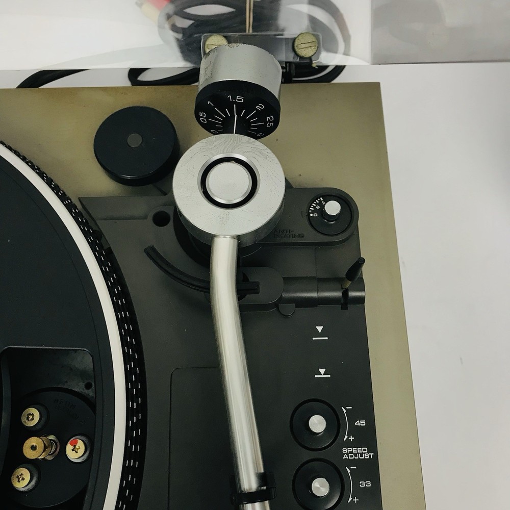 Technics Panasonic Frequency Generator SL-23 Turntable, Powers On, For Parts