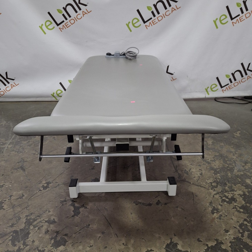 Armedica AM200 Treatment Table
