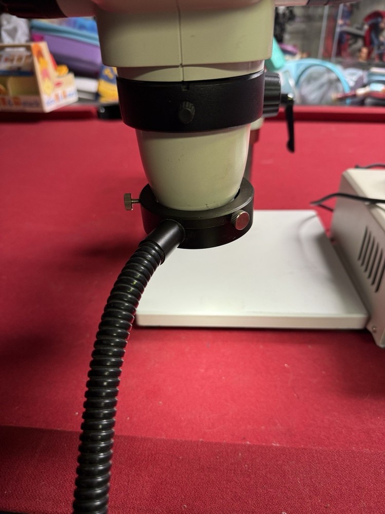 Scienscope SSZ-2 Microscope Body Stand Eyepieces TESTED Light