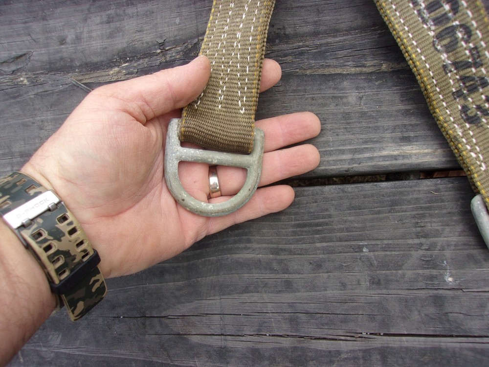 ONE..MILITARY SURPLUS A-21 CARGO BAG PARACHUTE AERIAL SLING D-RING STRAP US ARMY