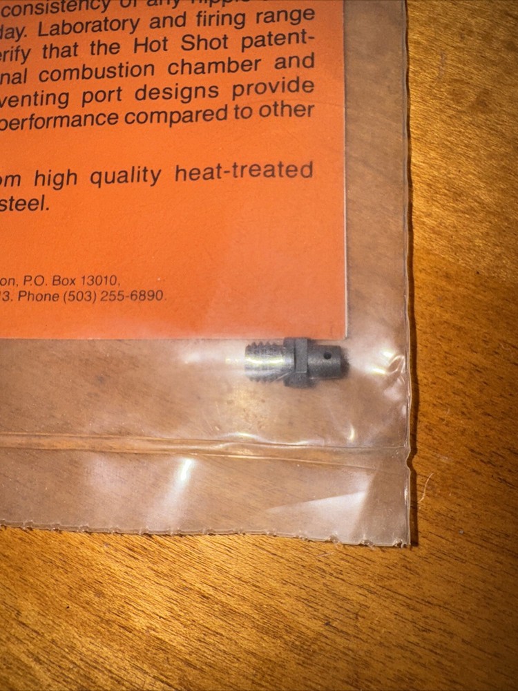 Uncle Mike's Muzzle Loading Accessory 2843-0 Pistol Hot Shot Nipple-NOS